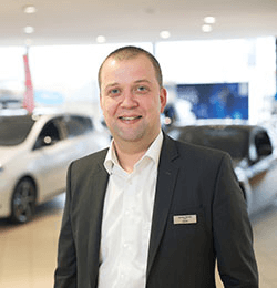 Sebastian Wussow (Neu- & Gebrauchtwagen Renault / Dacia) - Ferdinand Nobbe GmbH